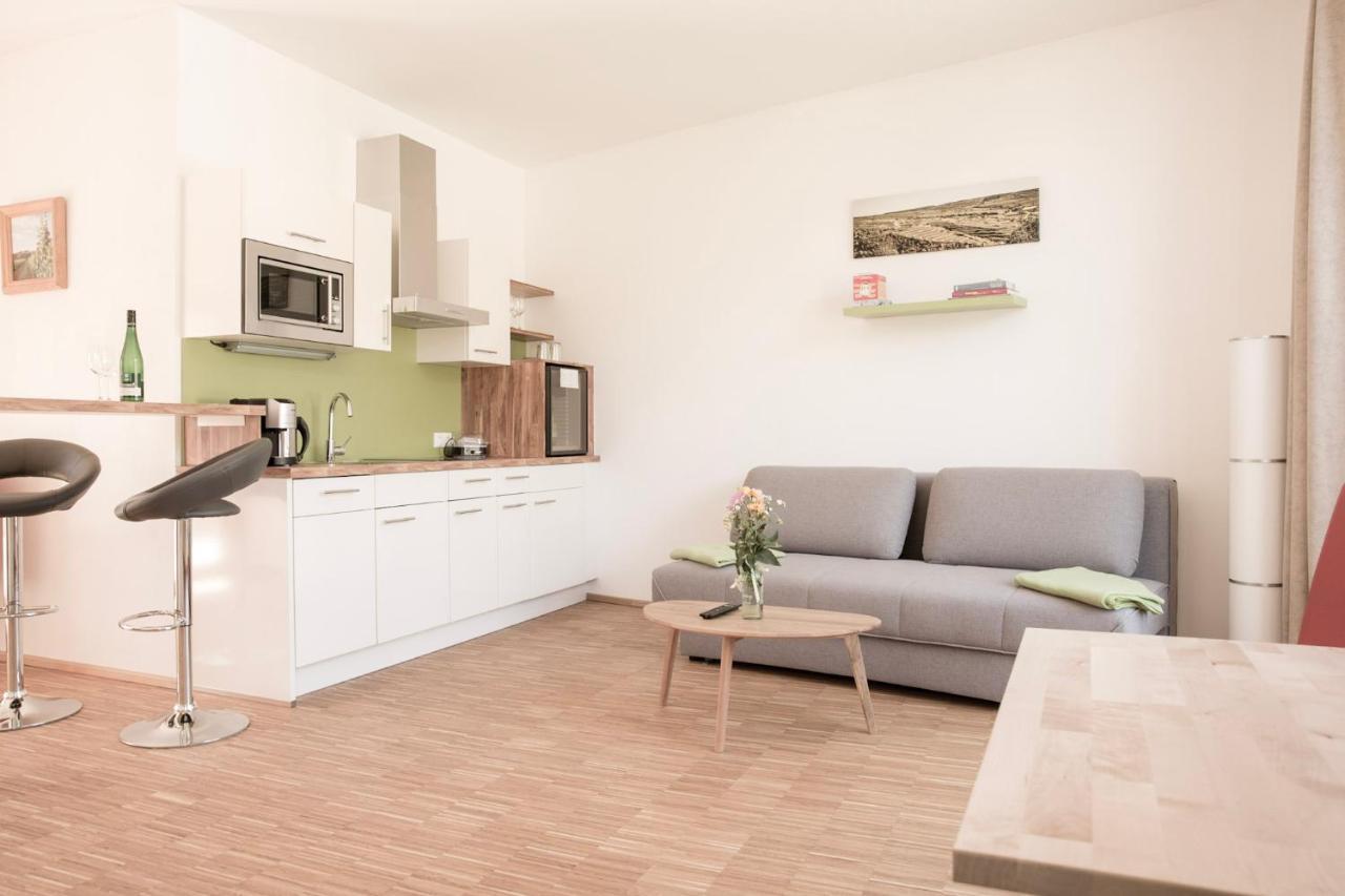 Ferienwohnung Am Weingut Eisenbock Strass  Bagian luar foto